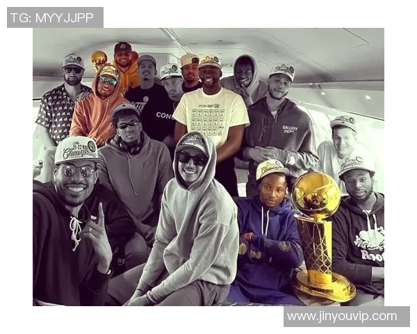 1415赛季勇士与鹈鹕首场较量精彩回顾与战术分析